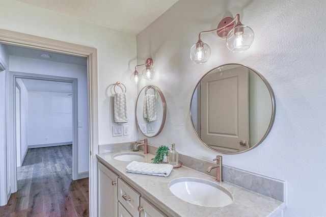 208 Mimosa Drive, Norman, OK 73069