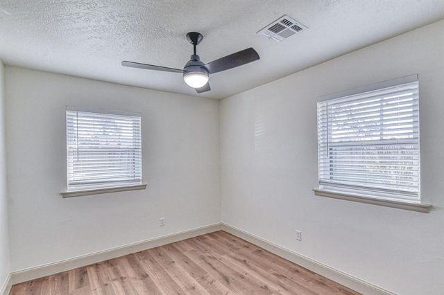 208 Mimosa Drive, Norman, OK 73069