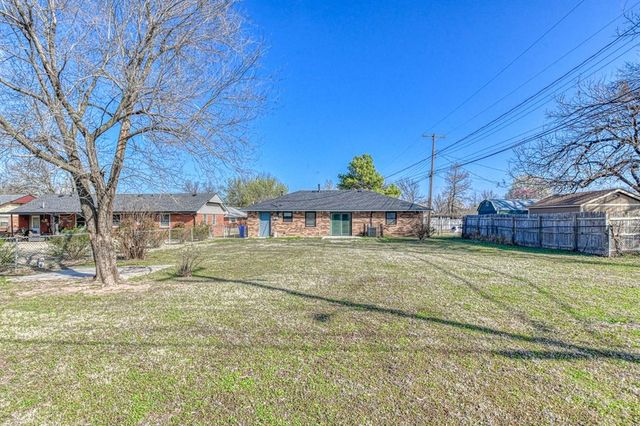 208 Mimosa Drive, Norman, OK 73069