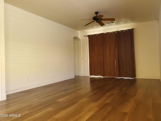 2430 E DARREL Road, Phoenix, AZ 85042