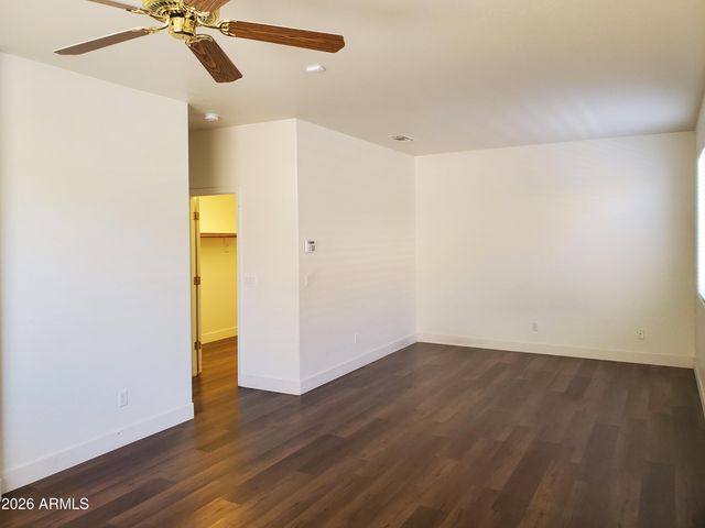 2430 E DARREL Road, Phoenix, AZ 85042