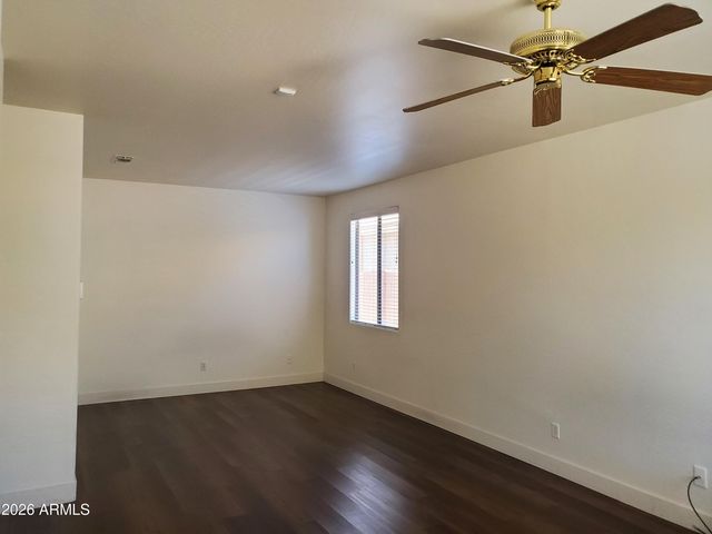 2430 E DARREL Road, Phoenix, AZ 85042
