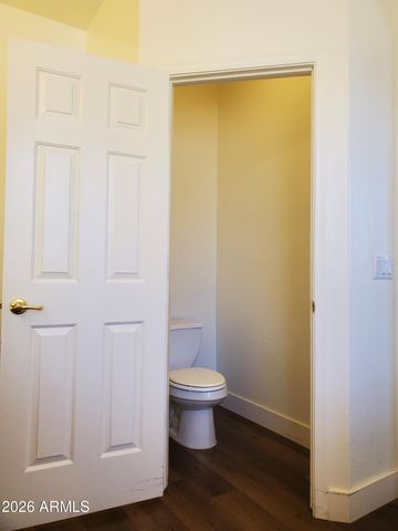 2430 E DARREL Road, Phoenix, AZ 85042