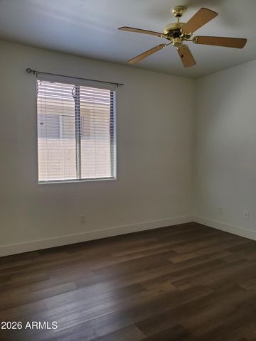 2430 E DARREL Road, Phoenix, AZ 85042