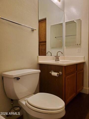 2430 E DARREL Road, Phoenix, AZ 85042