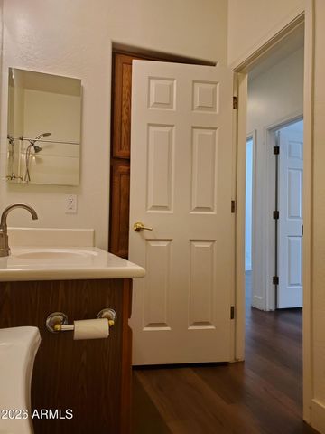2430 E DARREL Road, Phoenix, AZ 85042