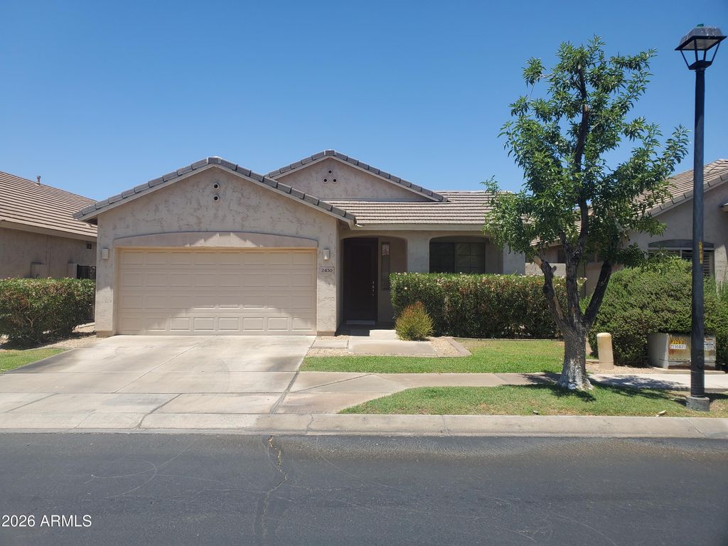 2430 E DARREL Road, Phoenix, AZ 85042