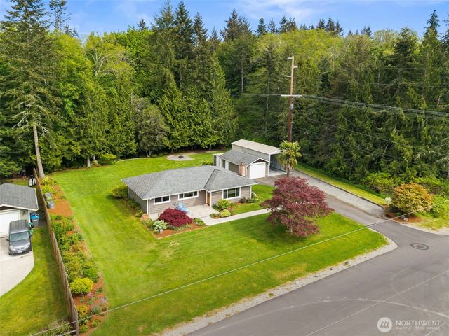 32022 Gamble Way NE, Poulsbo, WA 98370