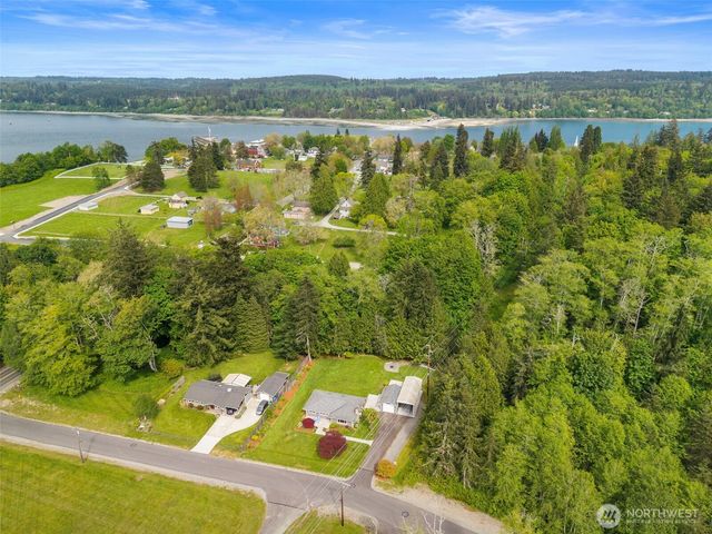 32022 Gamble Way NE, Poulsbo, WA 98370