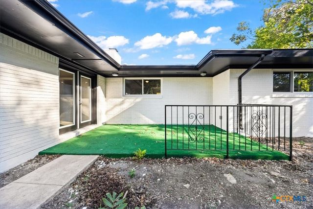 192 Oriole Drive, New Braunfels, TX 78130