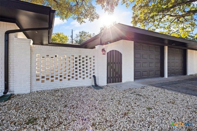 192 Oriole Drive, New Braunfels, TX 78130