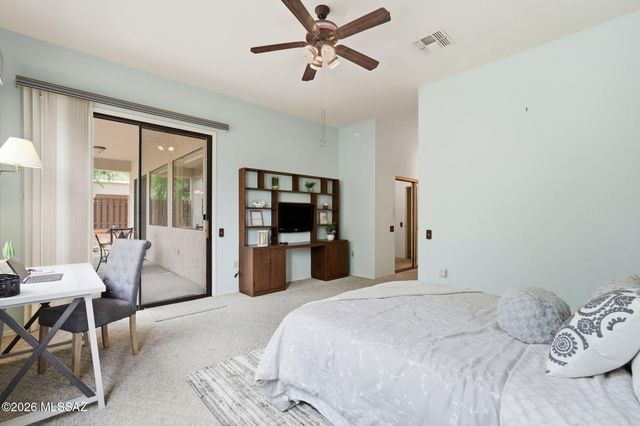 1894 W Amblemorn Drive, Green Valley, AZ 85622