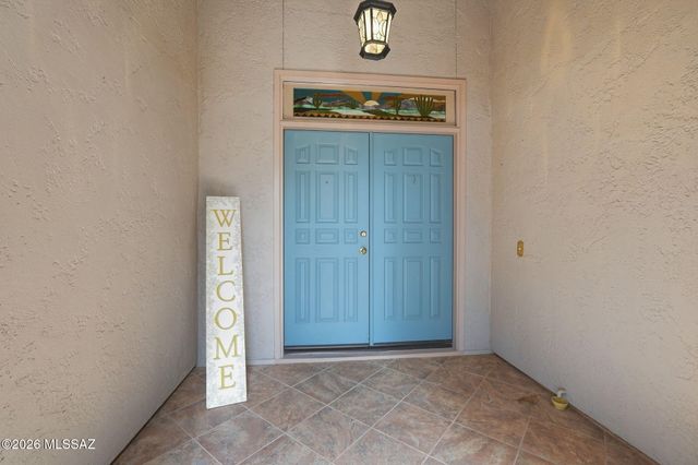 1894 W Amblemorn Drive, Green Valley, AZ 85622