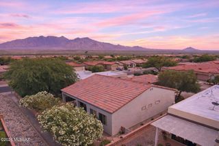 1894 W Amblemorn Drive, Green Valley, AZ 85622