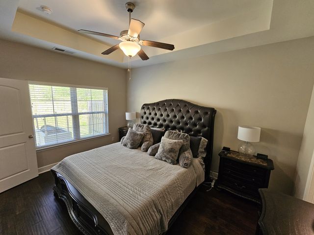 9001 Brixworth Ct, Old Hickory, TN 37138
