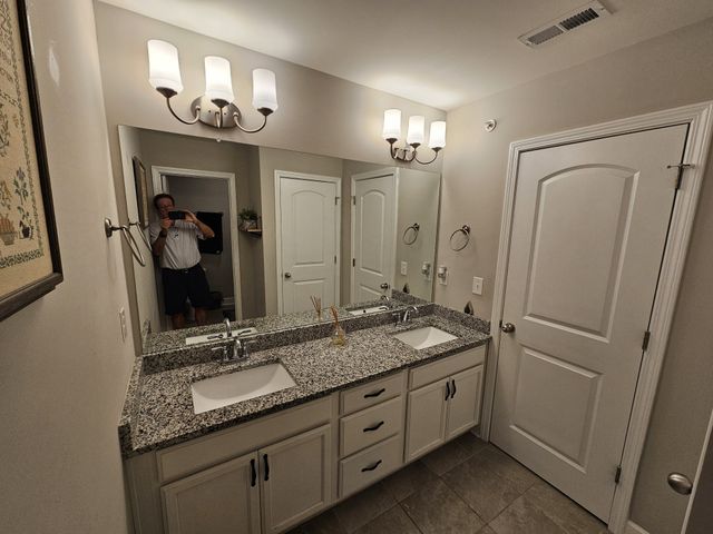 9001 Brixworth Ct, Old Hickory, TN 37138