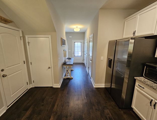9001 Brixworth Ct, Old Hickory, TN 37138