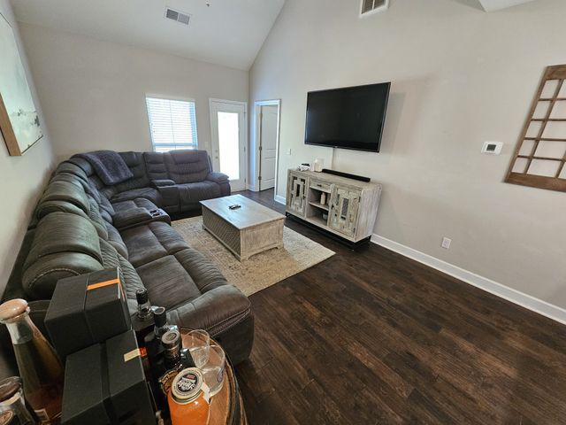 9001 Brixworth Ct, Old Hickory, TN 37138