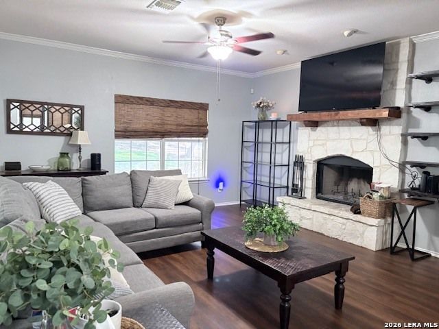 611 Midnight Dr, San Antonio, TX 78260