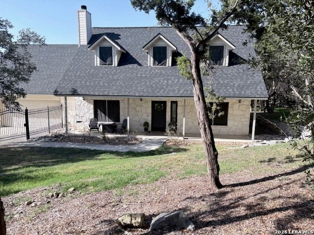 611 Midnight Dr, San Antonio, TX 78260