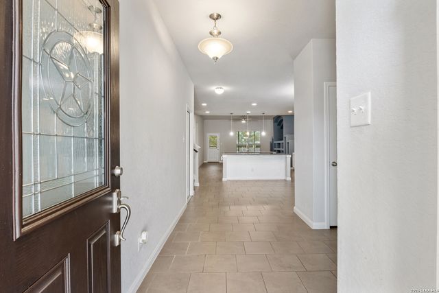 10230 Midsummer, Converse, TX 78109