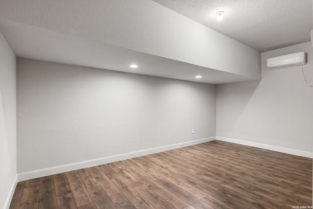 10230 Midsummer, Converse, TX 78109