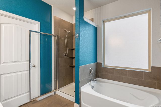 10230 Midsummer, Converse, TX 78109