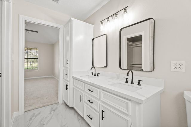 4309 S Elm Avenue, Santa Fe, TX 77517