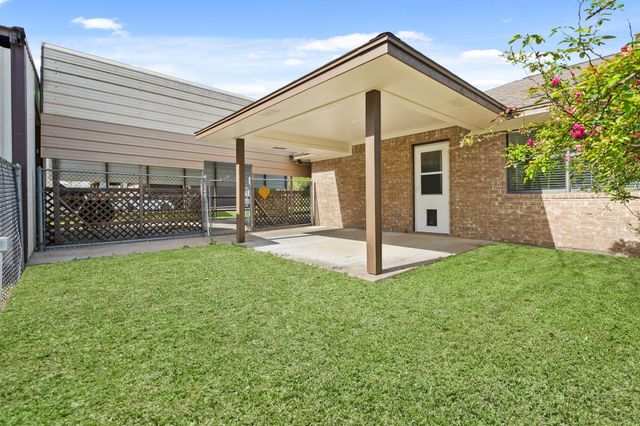 4309 S Elm Avenue, Santa Fe, TX 77517