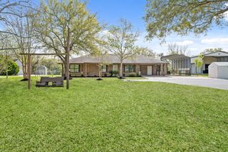 4309 S Elm Avenue, Santa Fe, TX 77517