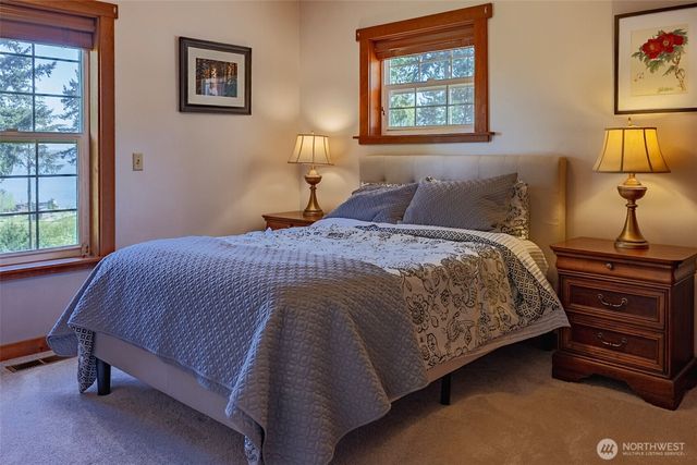 485 S Vesper Way, Camano Island, WA 98282
