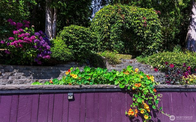 485 S Vesper Way, Camano Island, WA 98282