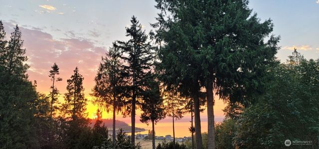 485 S Vesper Way, Camano Island, WA 98282