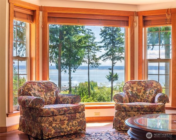 485 S Vesper Way, Camano Island, WA 98282