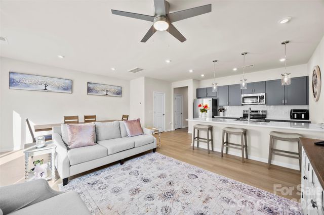 2312 Endeavor Run, Charlotte, NC 28269