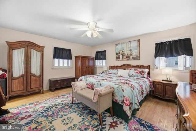 20 E DARRAH LN, Lawrence Township, NJ 08648