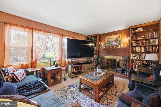 20 E DARRAH LN, Lawrence Township, NJ 08648