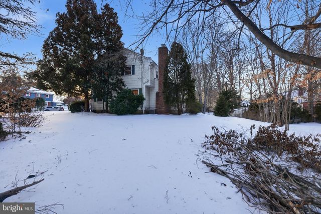 20 E DARRAH LN, Lawrence Township, NJ 08648