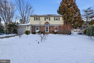 20 E DARRAH LN, Lawrence Township, NJ 08648
