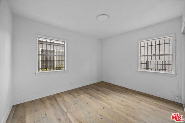 11008 Willowbrook Avenue, Los Angeles, CA 90059