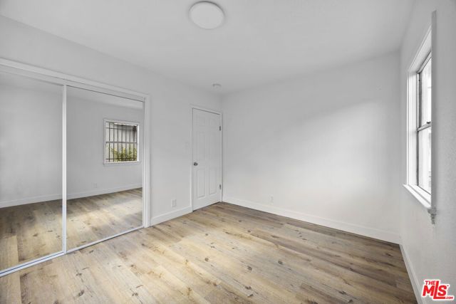 11008 Willowbrook Avenue, Los Angeles, CA 90059