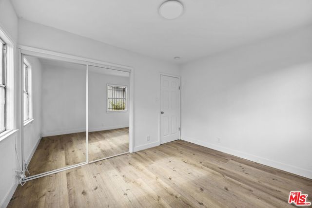 11008 Willowbrook Avenue, Los Angeles, CA 90059