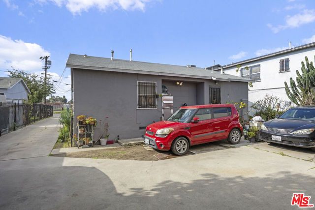 11008 Willowbrook Avenue, Los Angeles, CA 90059