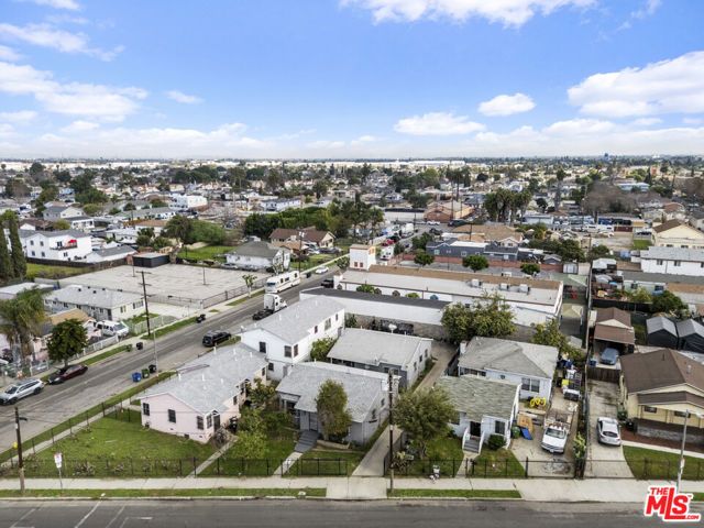 11008 Willowbrook Avenue, Los Angeles, CA 90059