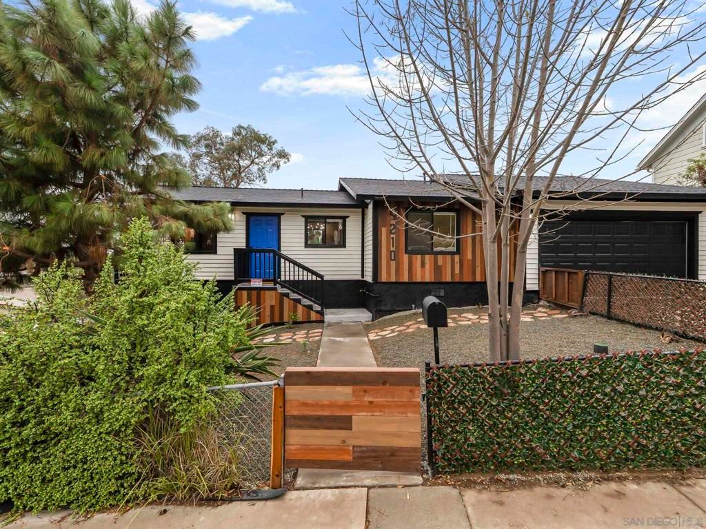 5210 Roswell, San Diego, CA 92114 — photo 2