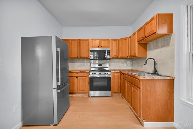 17 Mckinley Street, Middletown, OH 45042