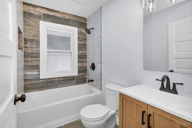17 Mckinley Street, Middletown, OH 45042