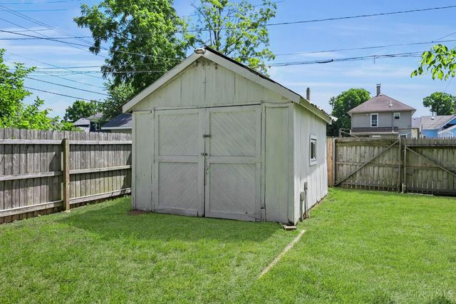 17 Mckinley Street, Middletown, OH 45042