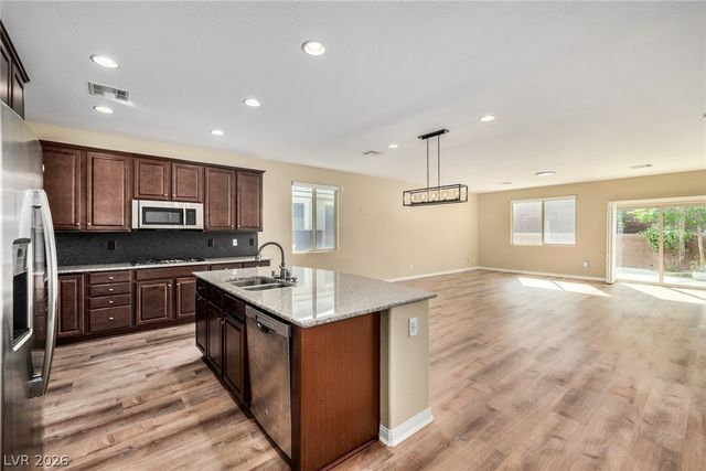 7141 Flora Lam Street, Las Vegas, NV 89166