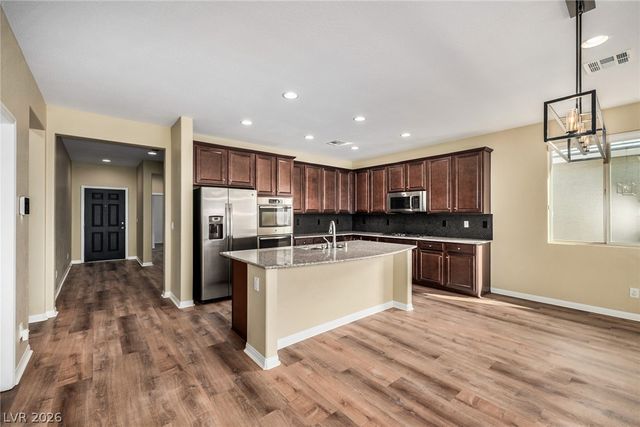 7141 Flora Lam Street, Las Vegas, NV 89166